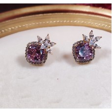 Xuping Pembe Zirkon Taşlı Ananas Modelli Küpe – Altın Kaplama Lüks Astar Tasarım Ş06 F16 Xuping Pembe Zirkon Taşlı Ananas Modelli Küpe – Altın Kaplama Lüks Astar Tasarım Ş06 F16