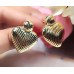 Kabartmalı Doku Dikey Çizgili Kalp Küpe - Gold R02 F14 Kabartmalı Doku Dikey Çizgili Kalp Küpe - Gold R02 F14